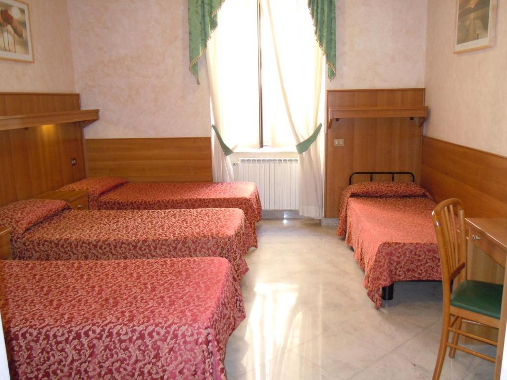 רומא Hotel Papa Germano חדר תמונה